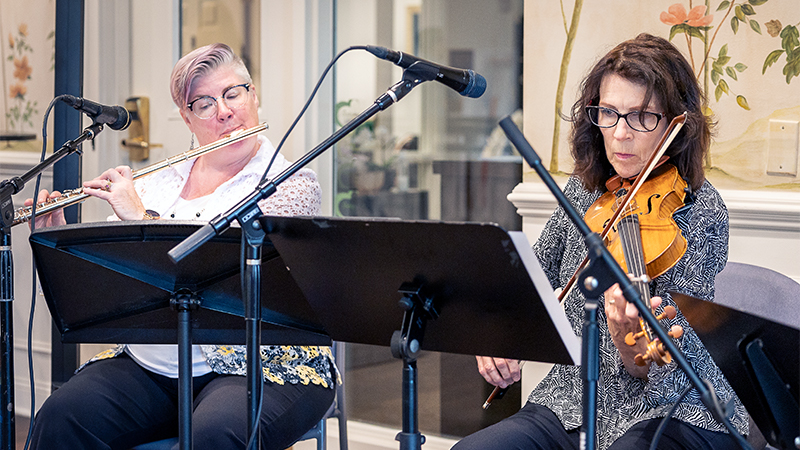 Photo of two musicians